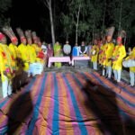 अपने लोक नृत्य से मुख्यमंत्री का आत्मीय स्वागत करने वाले आदिवासी कलाकारों का हुआ सम्मान